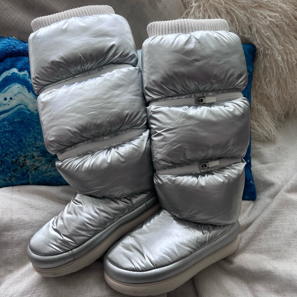 UGG MAXI ULTRA TALL BOOTS